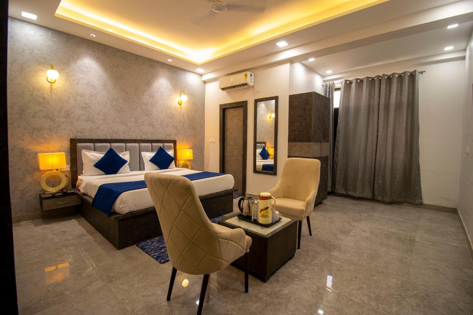 Elegance Resort Vrindavan Exterior photo