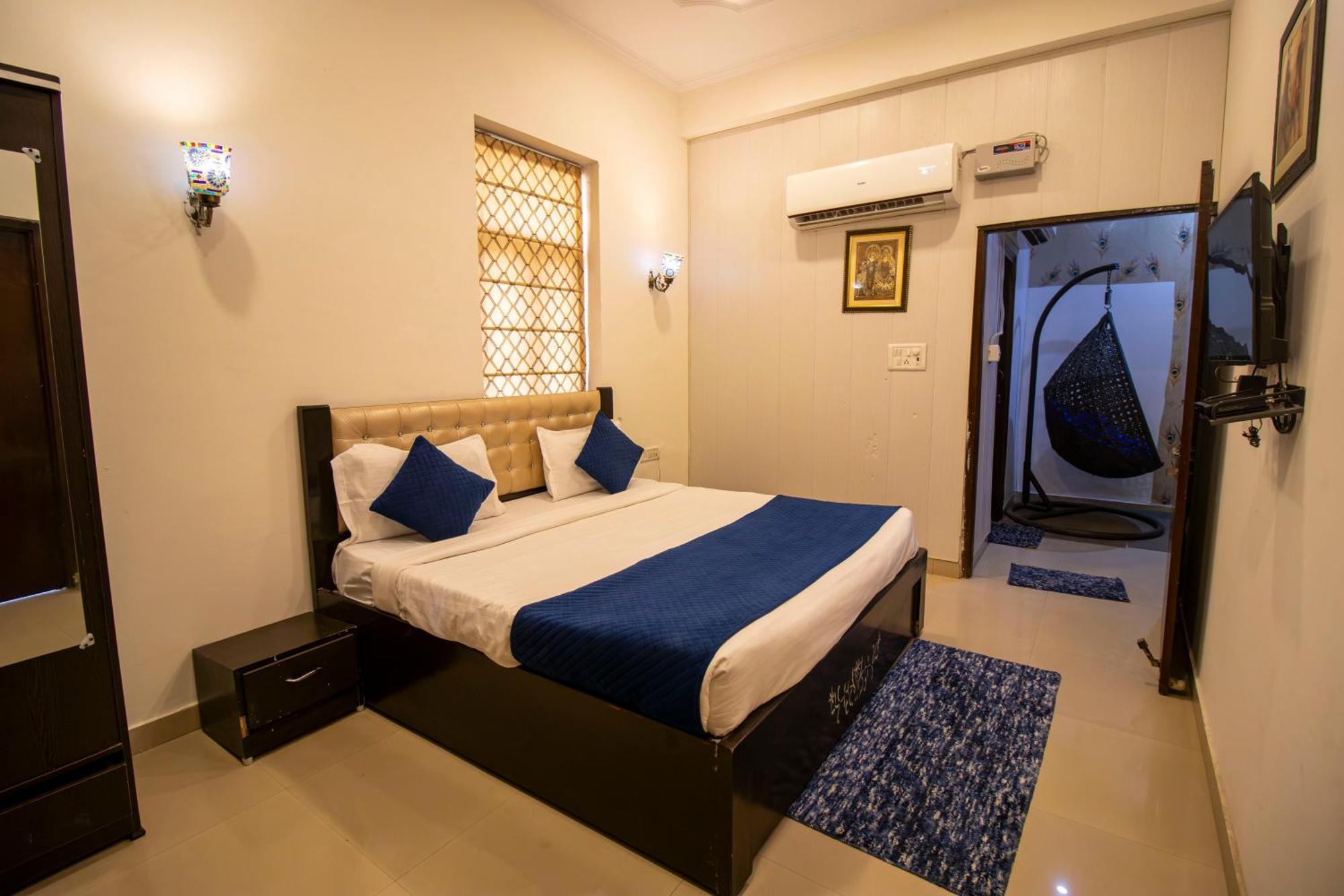 Elegance Resort Vrindavan Exterior photo