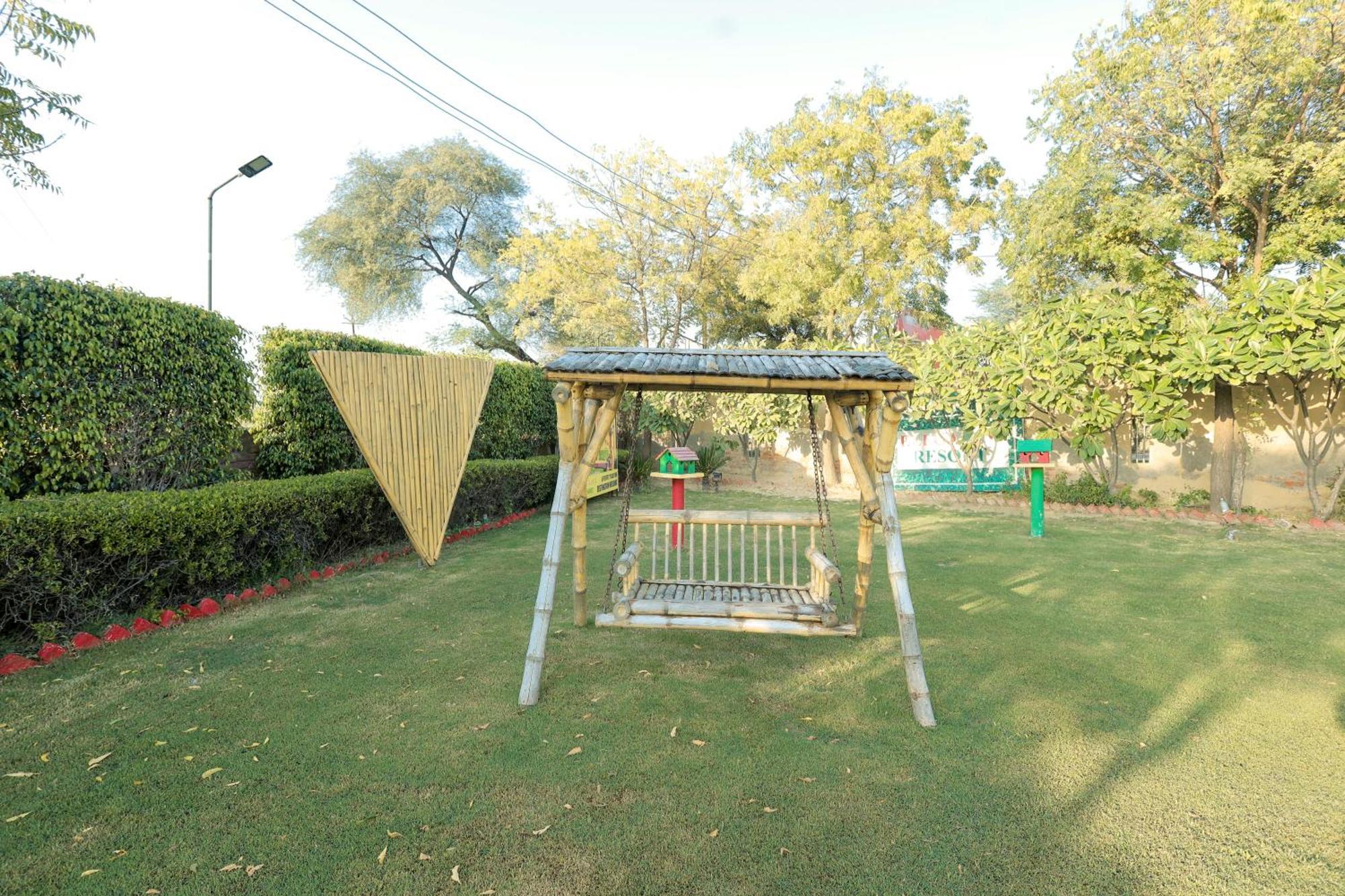 Elegance Resort Vrindavan Exterior photo