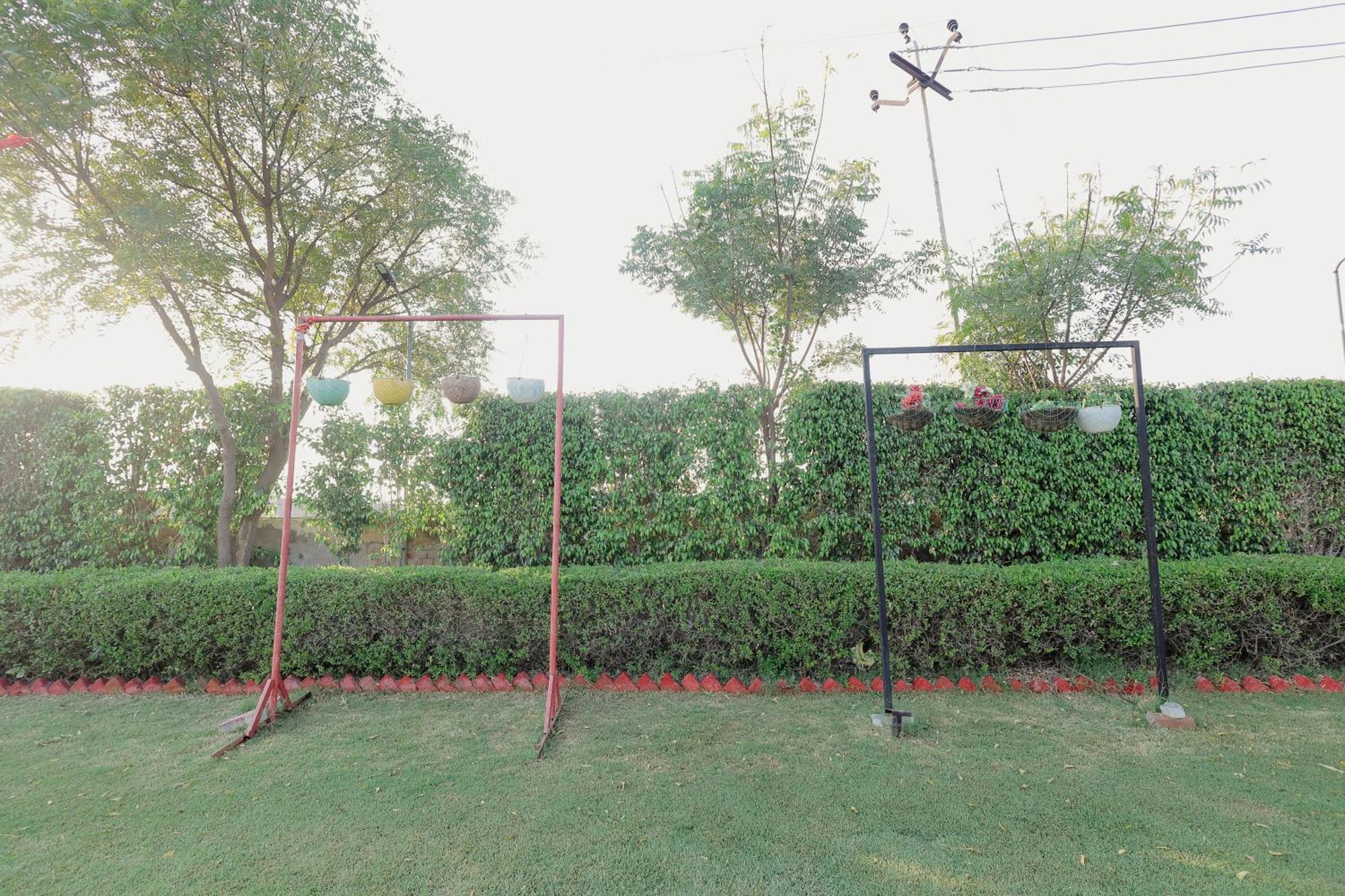 Elegance Resort Vrindavan Exterior photo
